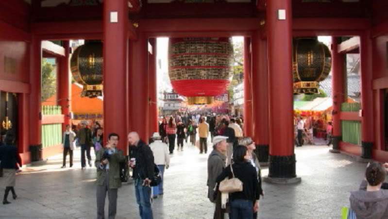 ai973.photobucket.com_albums_ae219_giovaniurtiga_Viagem_20ao_20Japao_20_Asakusa.jpg