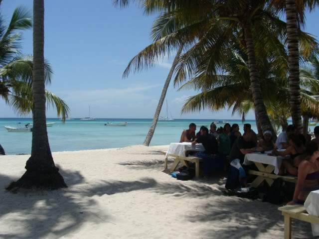 ai983.photobucket.com_albums_ae312_jokerPT_Ilha_20Saona_202009ac7e2cc365eb0b486f0d82bb8c184137.jpg