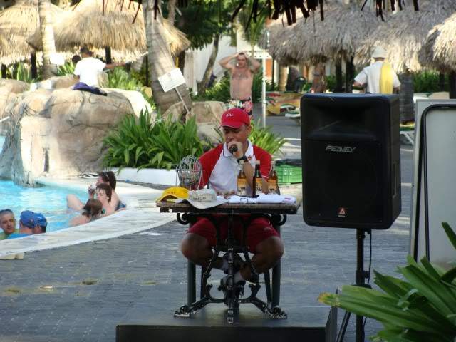 ai983.photobucket.com_albums_ae312_jokerPT_Punta_20Cana_202009_Animacao2640x480.jpg