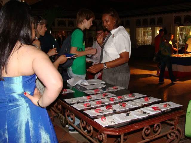 ai983.photobucket.com_albums_ae312_jokerPT_Punta_20Cana_202009_Checkin640x480.jpg