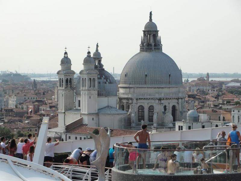 ai983.photobucket.com_albums_ae312_rnovo_MSC_20Divina_20Veneza_202013_DSC04082.jpg