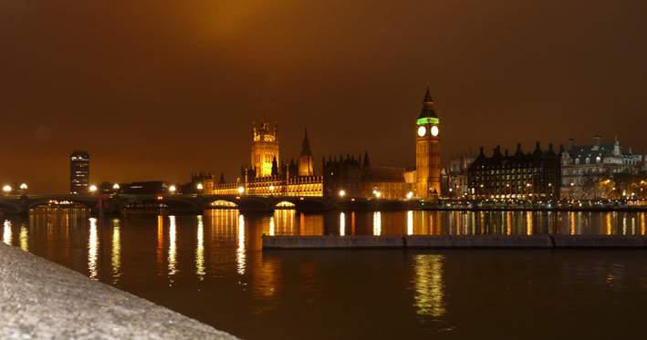 ai991.photobucket.com_albums_af38_hydra_2009_LONDON.jpg