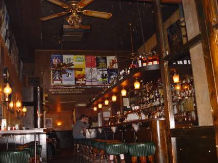 ai991.photobucket.com_albums_af38_hydra_2009_PUB.jpg