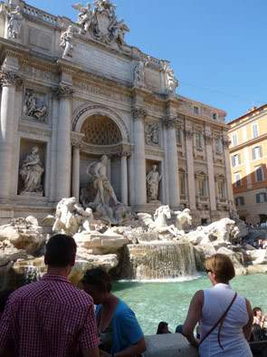 ai991.photobucket.com_albums_af38_hydra_2009_TREVI.jpg