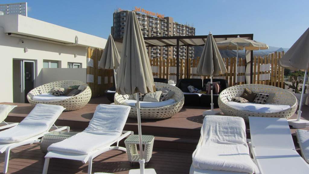 ai997.photobucket.com_albums_af98_deboraruben_H10_20Big_20Sur_20_Tenerife_06.jpg