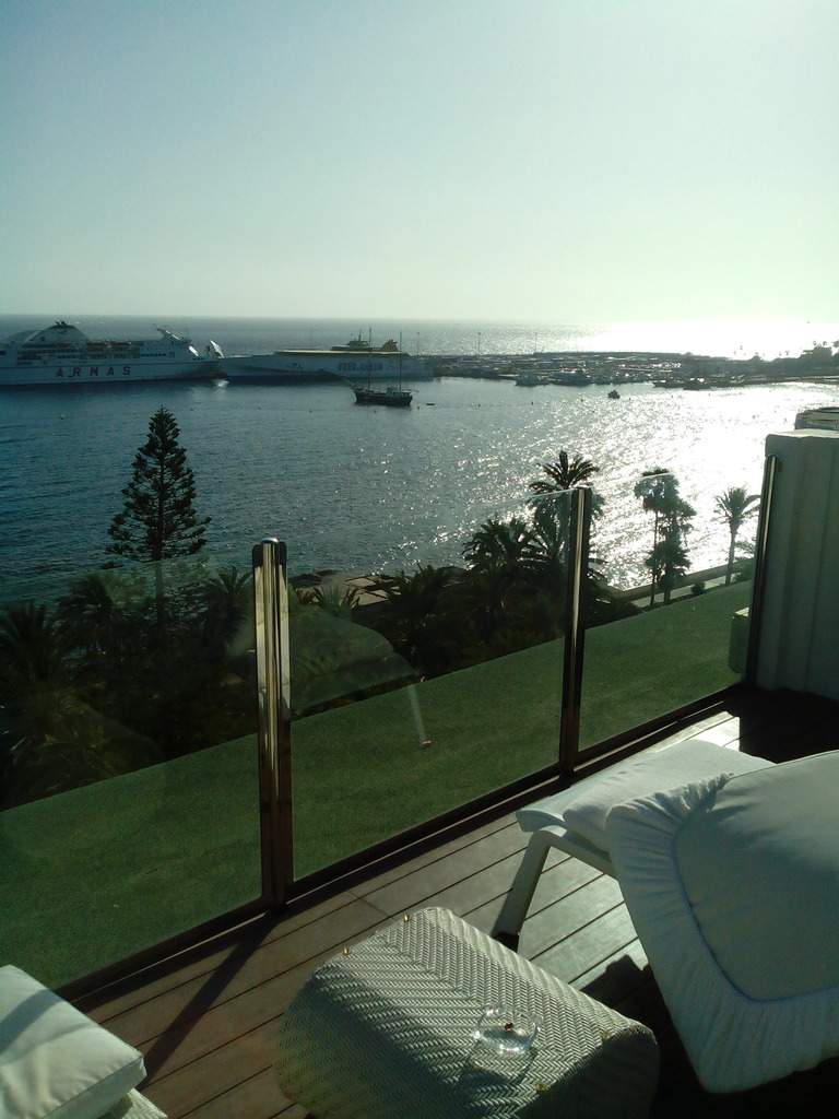 ai997.photobucket.com_albums_af98_deboraruben_H10_20Big_20Sur_20_Tenerife_07.jpg