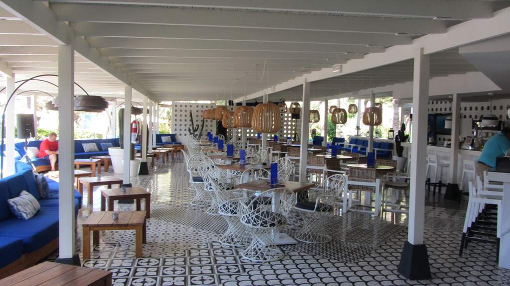 ai997.photobucket.com_albums_af98_deboraruben_H10_20Big_20Sur_20_Tenerife_26.jpg