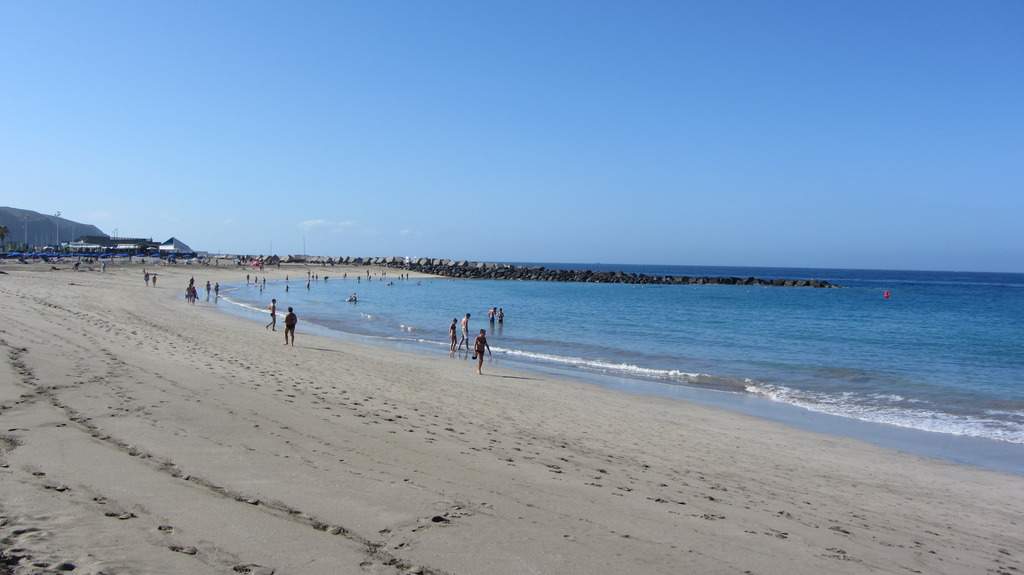 ai997.photobucket.com_albums_af98_deboraruben_H10_20Big_20Sur_20_Tenerife_40.jpg