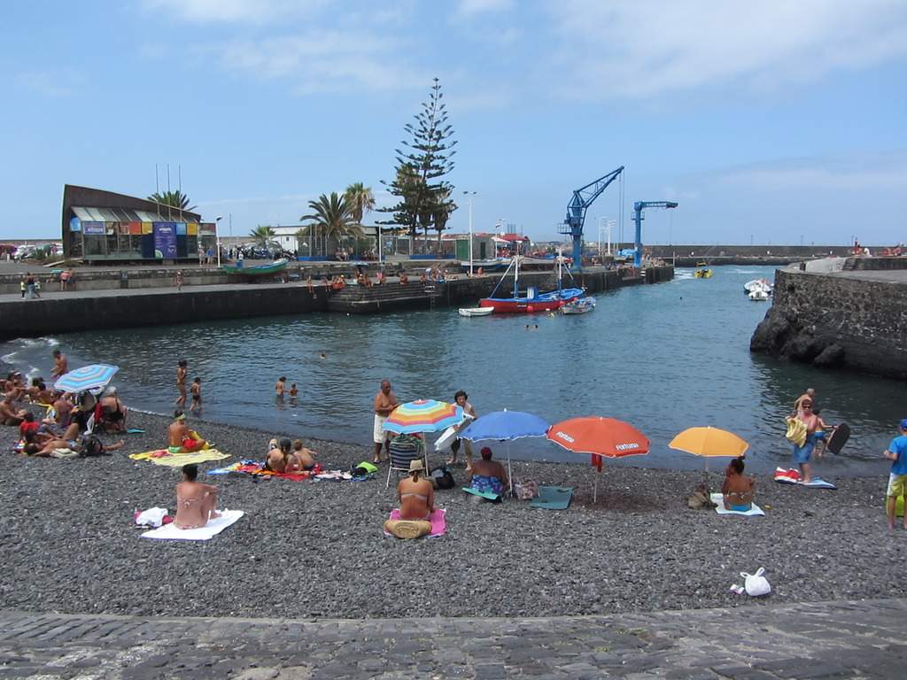 ai997.photobucket.com_albums_af98_deboraruben_H10_20Big_20Sur_20_Tenerife_44.jpg