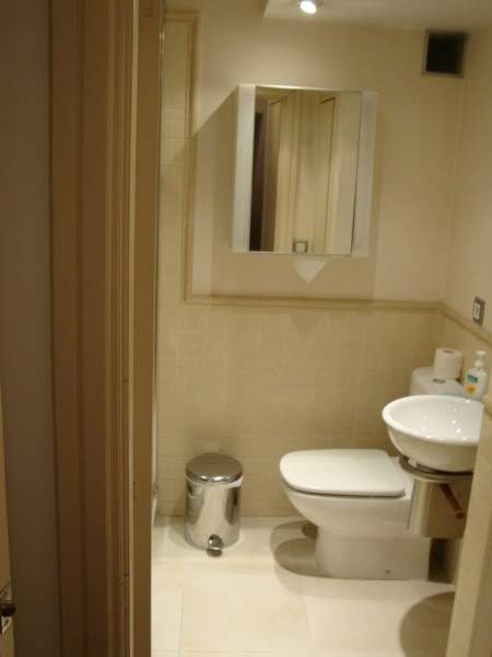 ai997.photobucket.com_albums_af98_deboraruben_Homestay_2.jpg