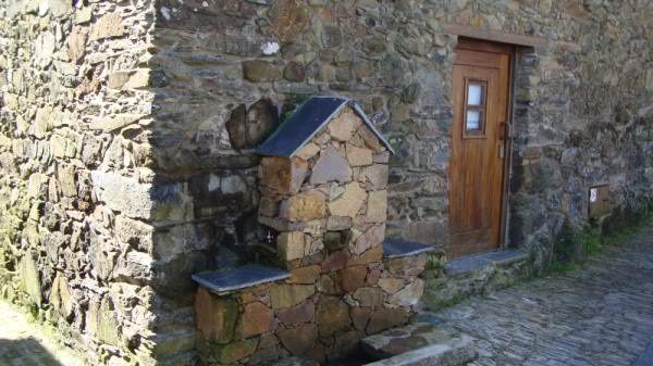 ai997.photobucket.com_albums_af98_deboraruben_Serra_20Lousa_DSC01370.jpg