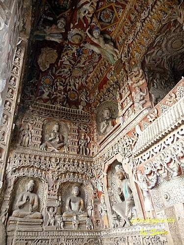 aimages.travelpod.com_users_walter_ba21_1.1213373460.4_yungang_grottoes.jpg