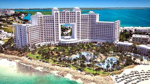 aimg2.10bestmedia.com_Images_Photos_134997_Riu_Palace_Peninsula_Cancun_24_570x321.jpg