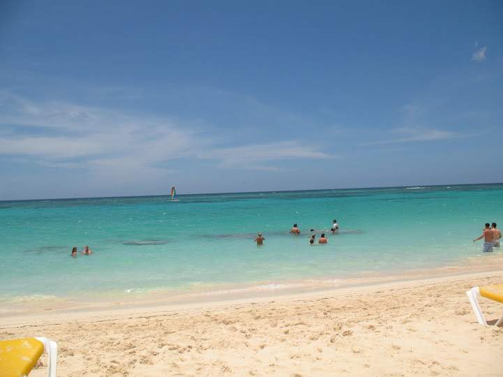 alh3.ggpht.com__uMht6qW_Epw_SlcFUG6Xf3I_AAAAAAAAAIg_e1XIQ_mSD04_s720_Punta_20Cana_20020.JPG