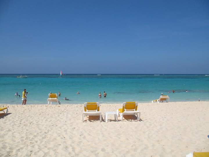 alh5.ggpht.com__uMht6qW_Epw_SlNh5GBVgsI_AAAAAAAAAFA_qrppruiLCCM_s720_Punta_20Cana_20080.JPG