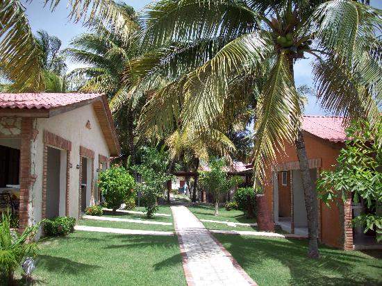 amedia_cdn.tripadvisor.com_media_photo_s_01_26_d0_9c_these_are_the_villas.jpg