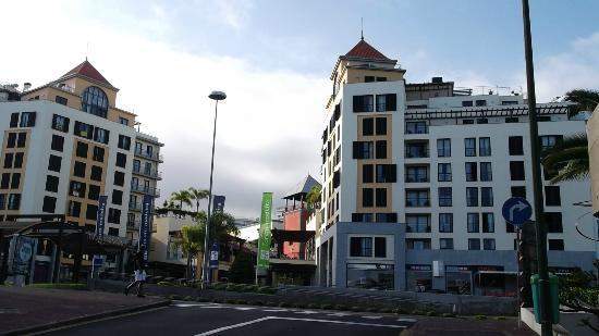 amedia_cdn.tripadvisor.com_media_photo_s_02_91_ac_b0_filename_madeira_247.jpg