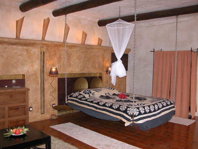 atembo_alentejo.com_imagens_suite_cama.jpg