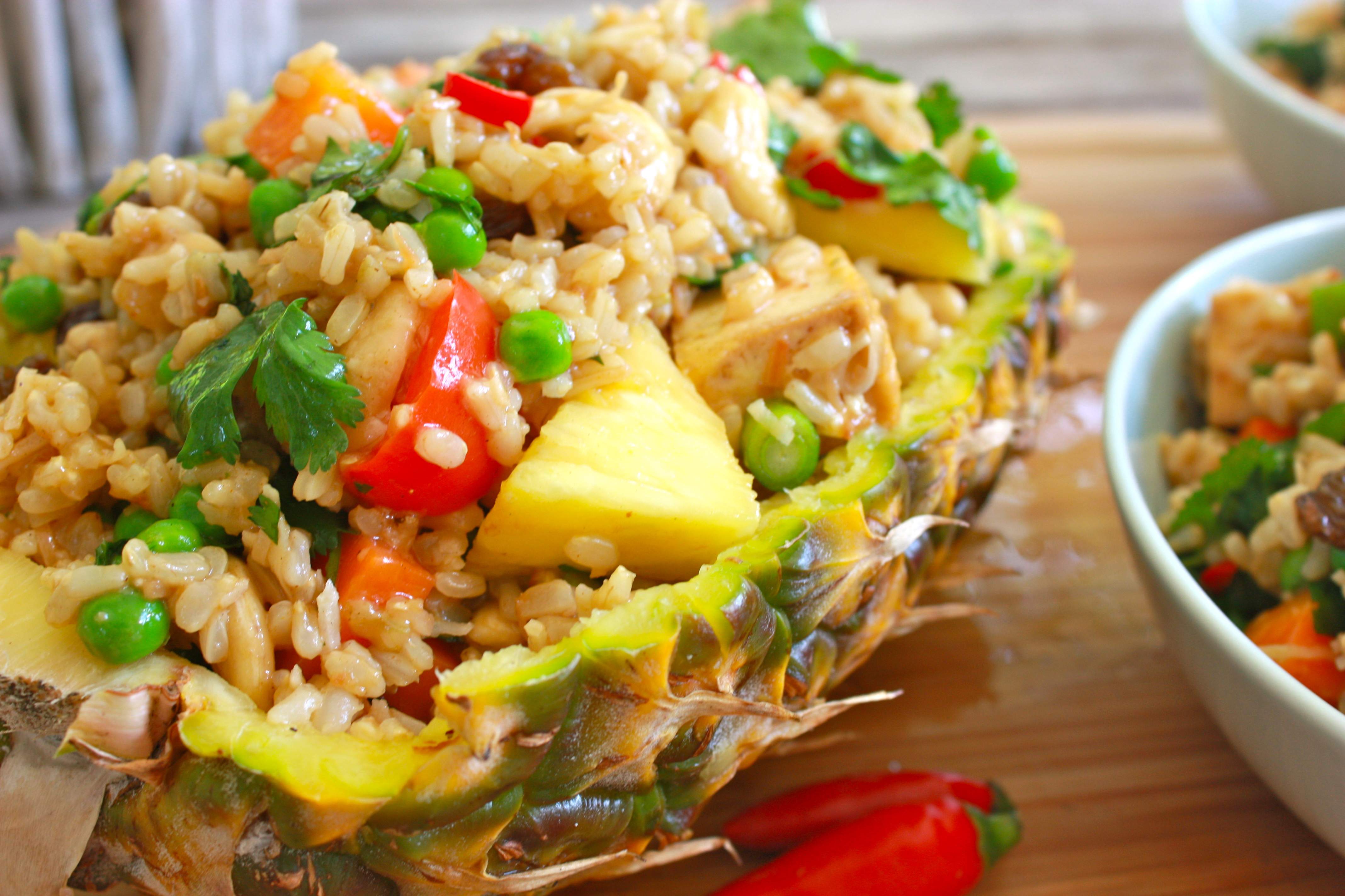 atheitravelchannel.tv_wp_content_uploads_2017_07_pineapple_2.jpg