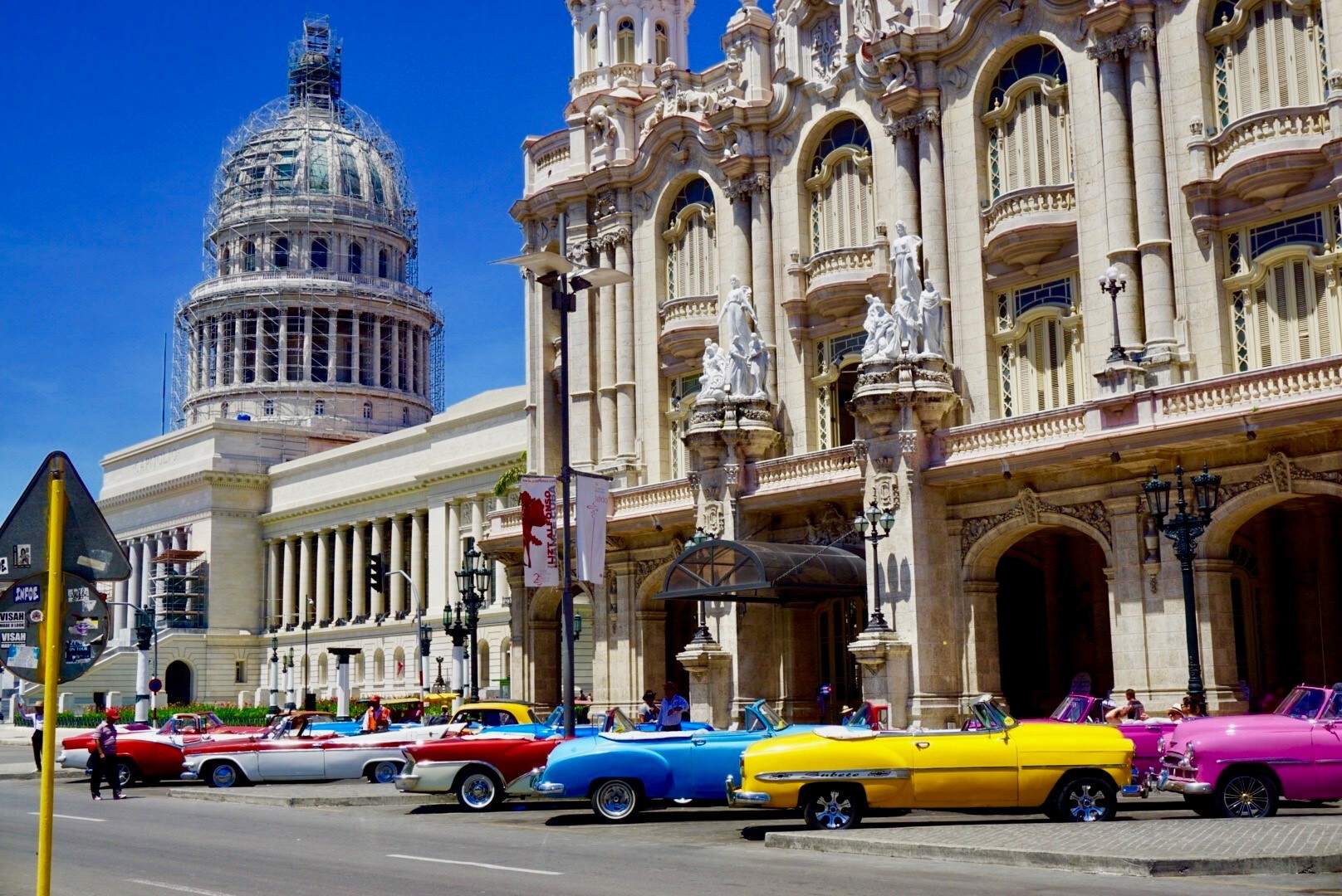 auploaddeimagens.com.br_images_000_989_112_original_Capitolio.01784c67006b847960403774814ee44e.jpg
