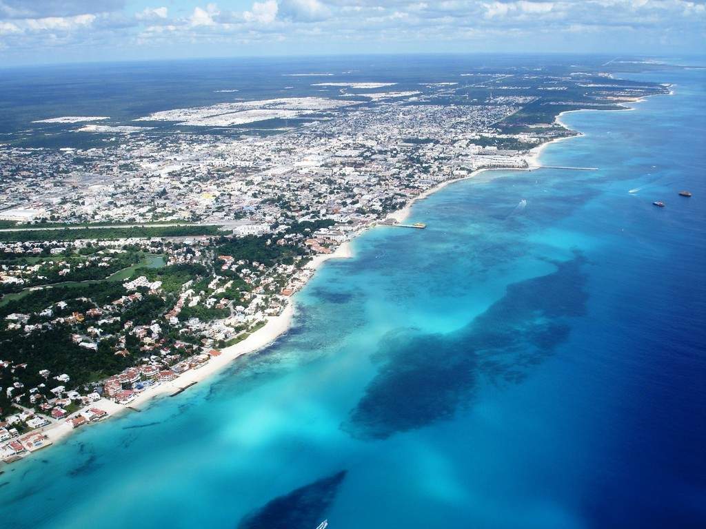 awww.autocarhire.com_travelblog_wp_content_uploads_2012_03_playa_del_carmen.jpg