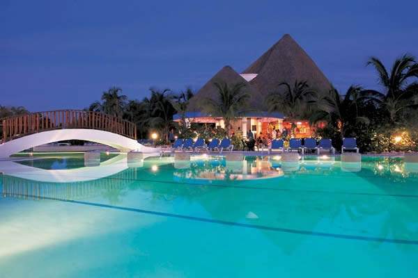 awww.hotelventaclubplayamaroma.com_images_galeria2X.jpg