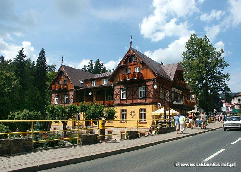 awww.karkonosze.pl_wp_content_uploads_2013_09_szklarska_poreba_centrum_01.jpg