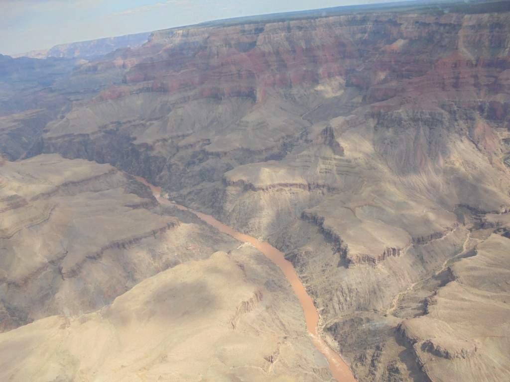 awww.pedropt.com_sonhosdooeste_wp_content_uploads_2014_11_10_GrandCanyon_heli_1024x768.jpg