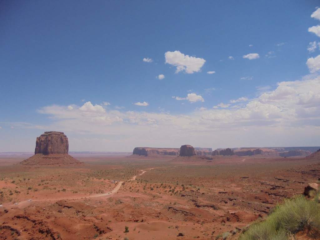 awww.pedropt.com_sonhosdooeste_wp_content_uploads_2014_11_18_MonumentValley_1024x768.jpg