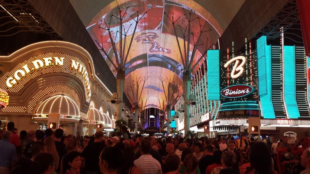 awww.pedropt.com_sonhosdooeste_wp_content_uploads_2014_11_32_LasVegas_1024x575.jpg