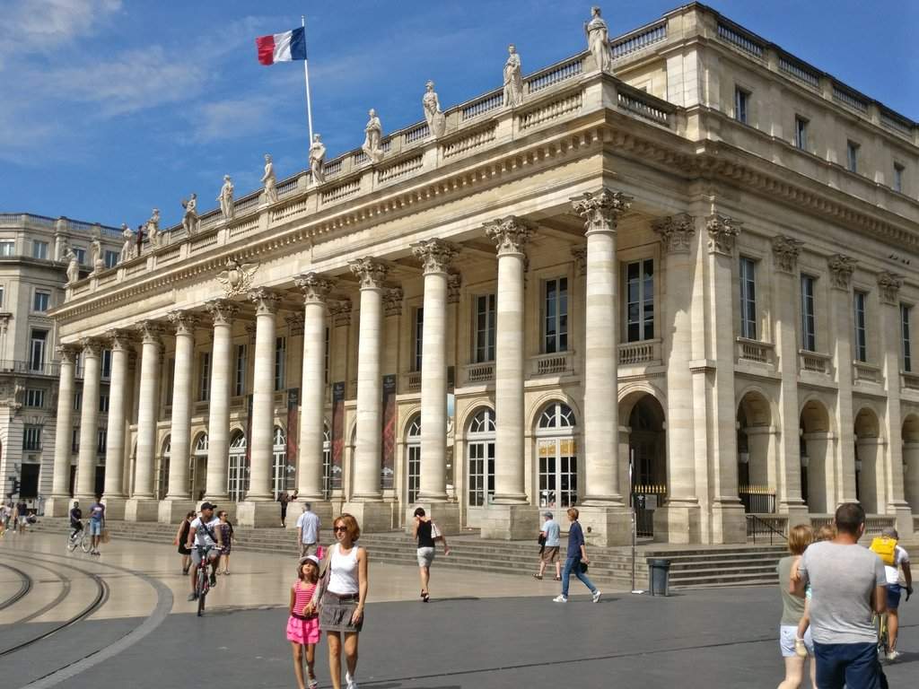 Grand Theatre 1.jpg