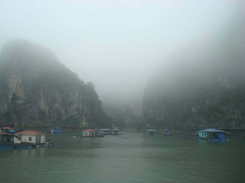 Halong Bay 01MAR14 (383).JPG