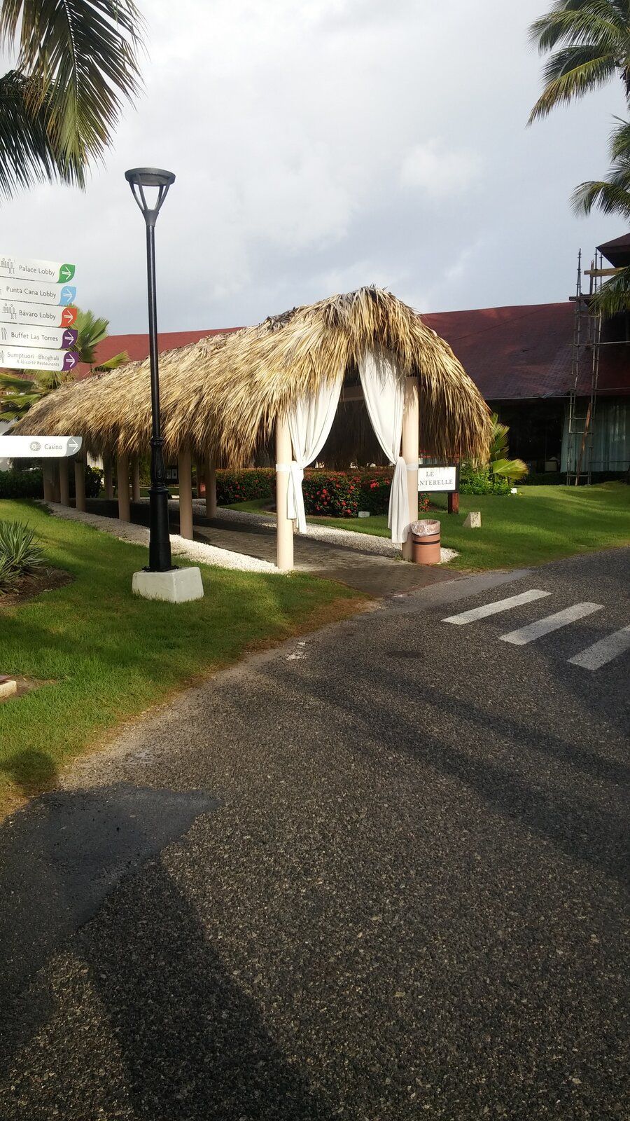 hotel16.jpg