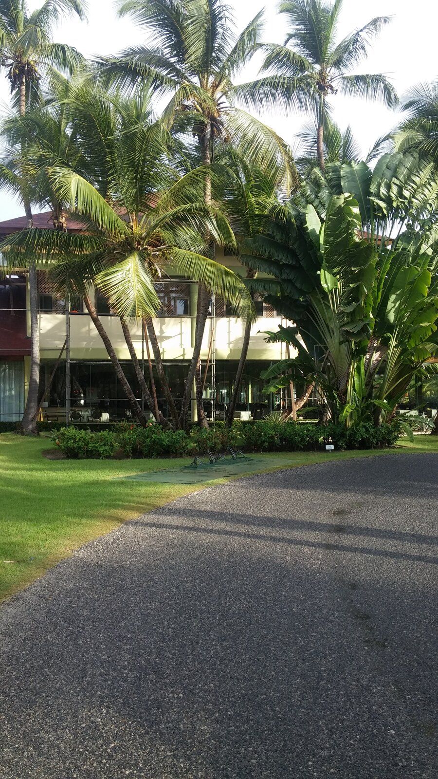 hotel18.jpg