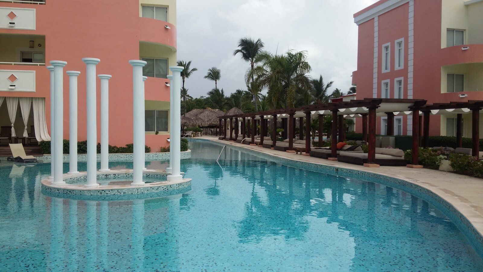 hotel35.jpg