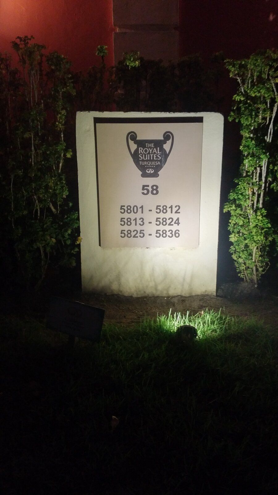 hotel6.jpg