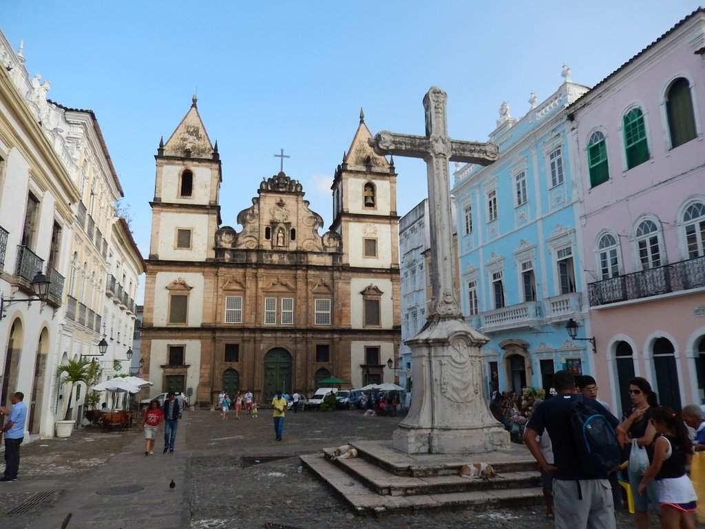 Igreja e Convento de São Francisco ao fundo.JPG