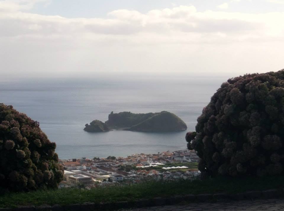 ilhéu vila franca.jpg