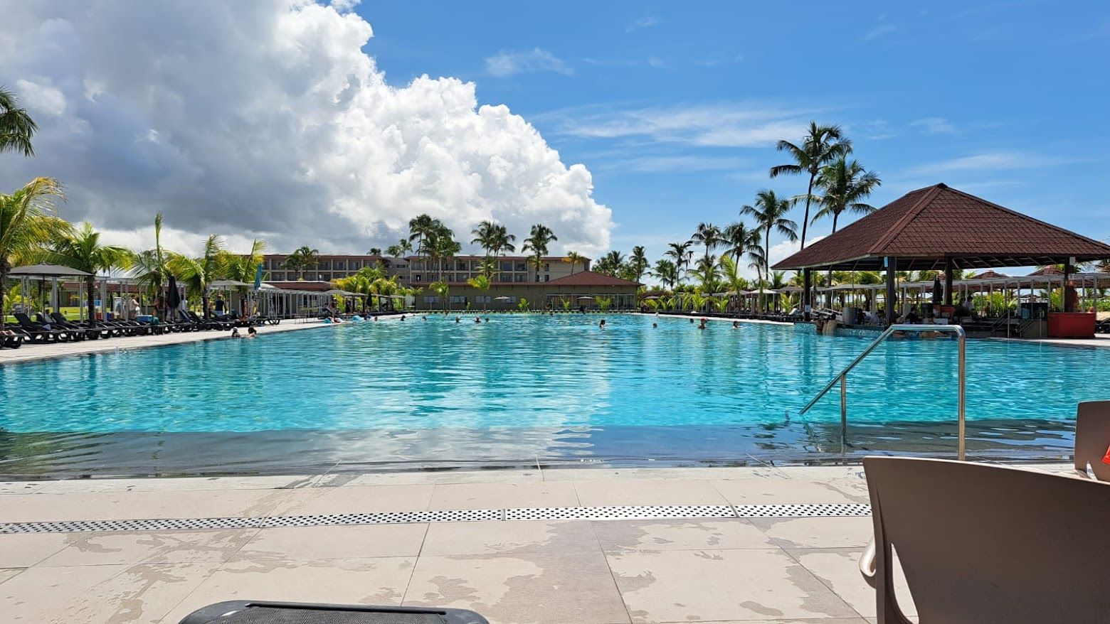 piscina 4.jpg