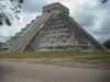 ai696.photobucket.com_albums_vv322_diasnuno_2009_chichenitza.jpg