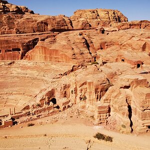 43 Petra.jpg