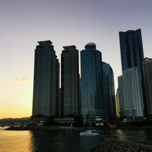 76 Busan.jpg