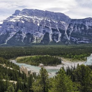 13 Rockies.jpg