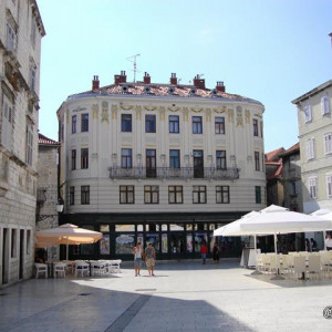 4DSC04153 Narodni Trg. - Split 2.JPG