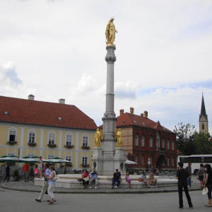 7DSC03553 Kaptol Bacaceva (rua) - Zagreb 00.JPG