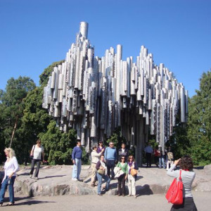 3Sibeliuksen Puisto (Parque Sibelius) 2 - Helsinquia.JPG