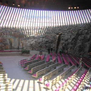 3Temppeliaukion kirkko 6 - Helsinquia.JPG