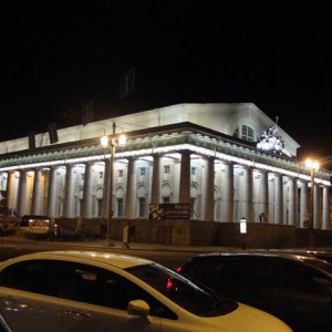 4Zdanie Birzhi (Museu Naval) 3   S. Petersburgo