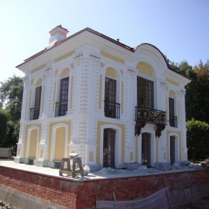 4Petrodvorets   Ermitazh (Hermitage)