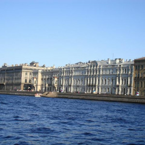 4Dvortsovaya Nab. (rua) 2 - S. Petersburgo.JPG